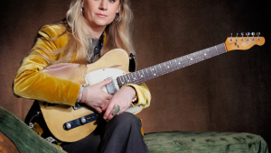 Image of Joanne Shaw Taylor @ Rialto Theatre